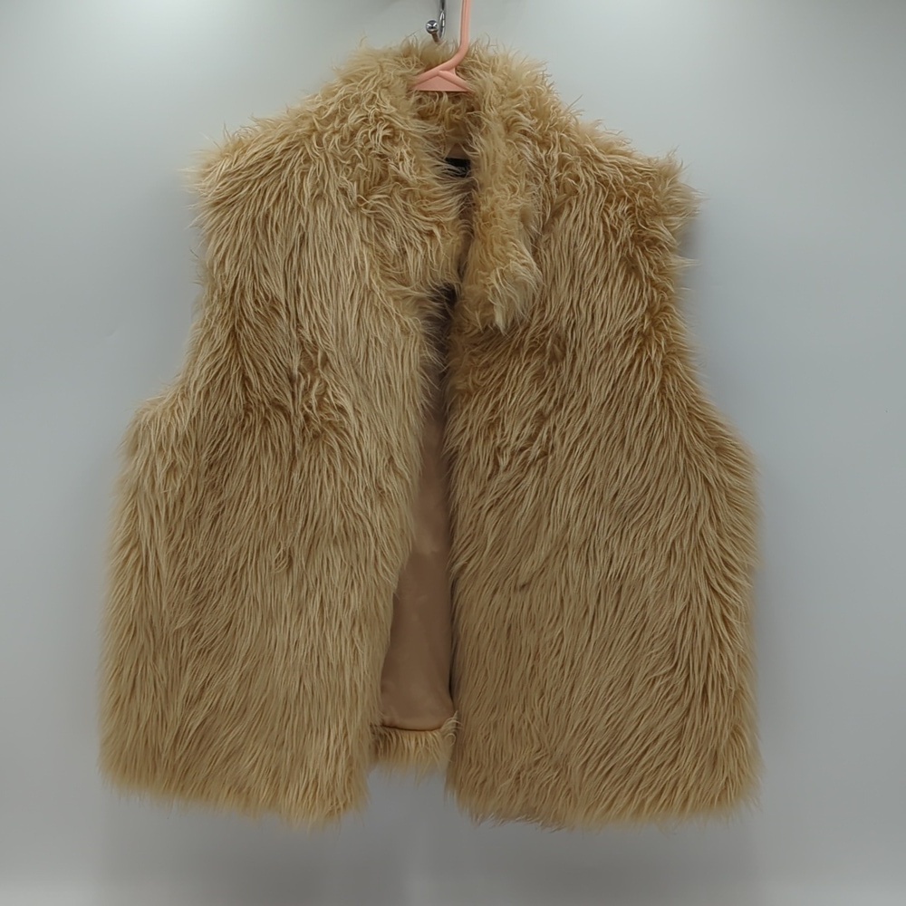 Valerie Stevens Women's Faux Fur Vest Size L/ XL Beige